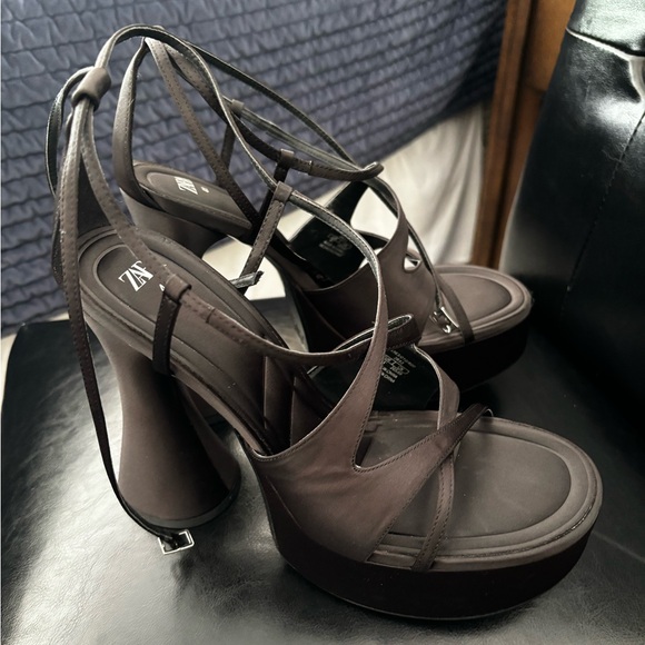 Zara strappy platform sandals size 11 - Picture 6 of 9